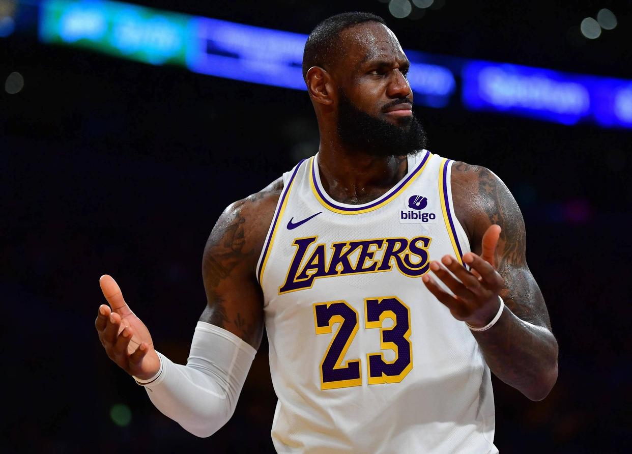 开云-詹姆斯巅峰对决，西亚卡姆与60激战热火分钟，回归赛场胜负难料！的简单介绍